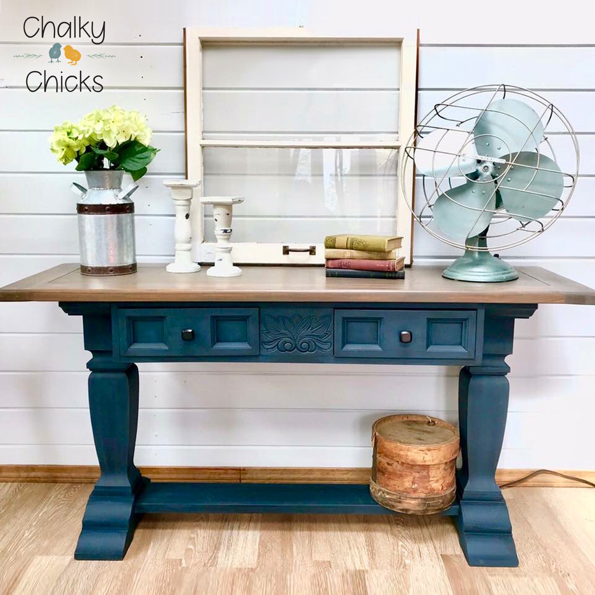 Midnight, Premium All-In-One Chalk Paint for DIY’ers and Pro's