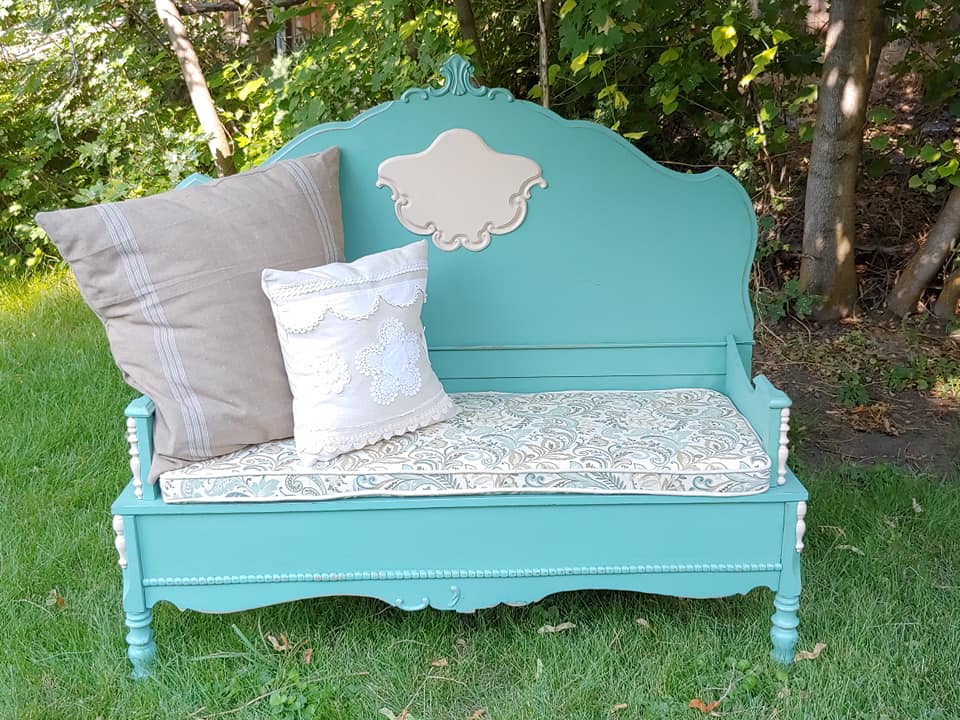 2 Chicks and a Toolbelt Chalky Chicks Furniture Paint Chalk Paint Aqua Bay